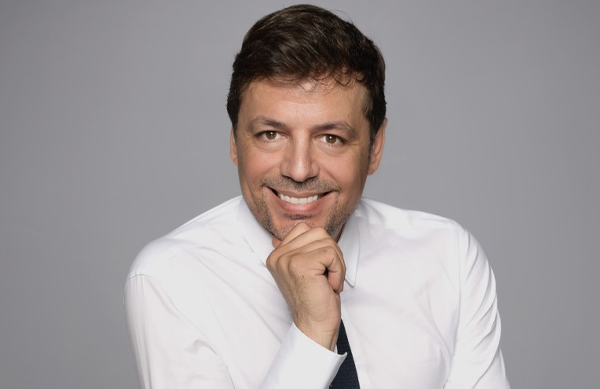 Артур Диаз Карандель выступил на одном из топовых курсов по подтяжке лица Mendelson MAFAC